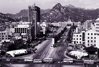 Opening Ceremony of Citizens’ Hall